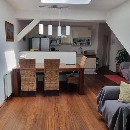 Familienfreundliche Ferienwohnung am Mühlberg Viena Exterior foto